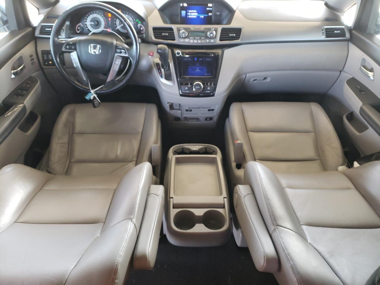 2014 Honda Odyssey - Image 8
