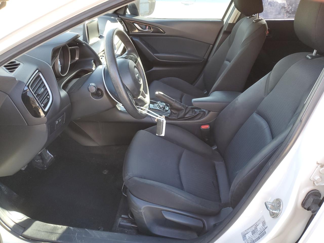 2016 Mazda 3 - Image 7