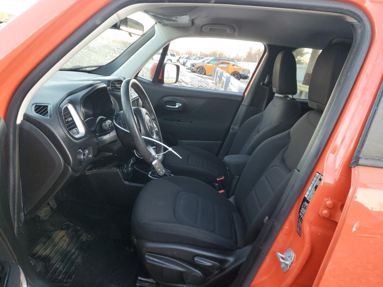 2021 Jeep Renegade - Image 7