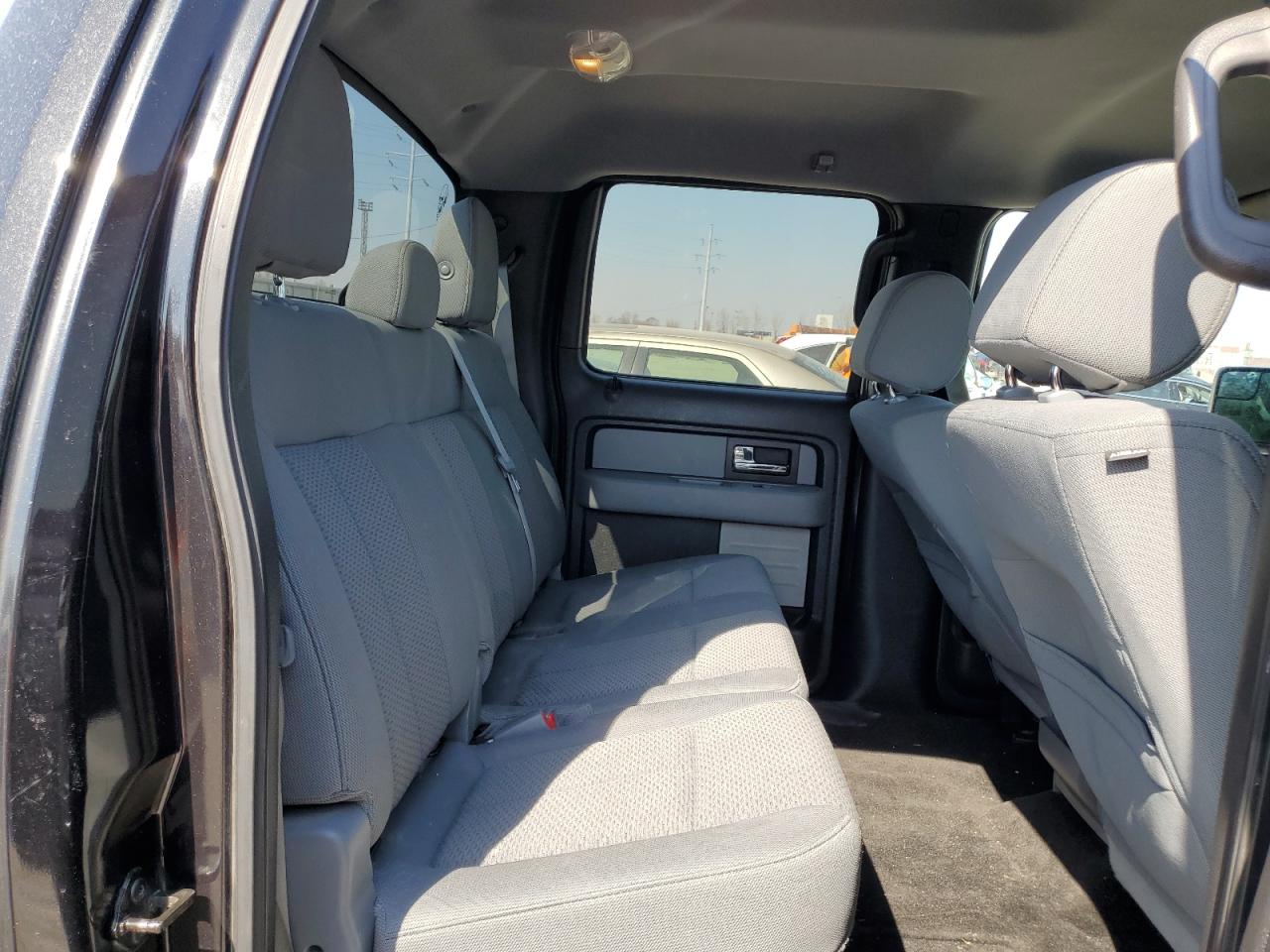 2014 Ford F-150 - Image 10