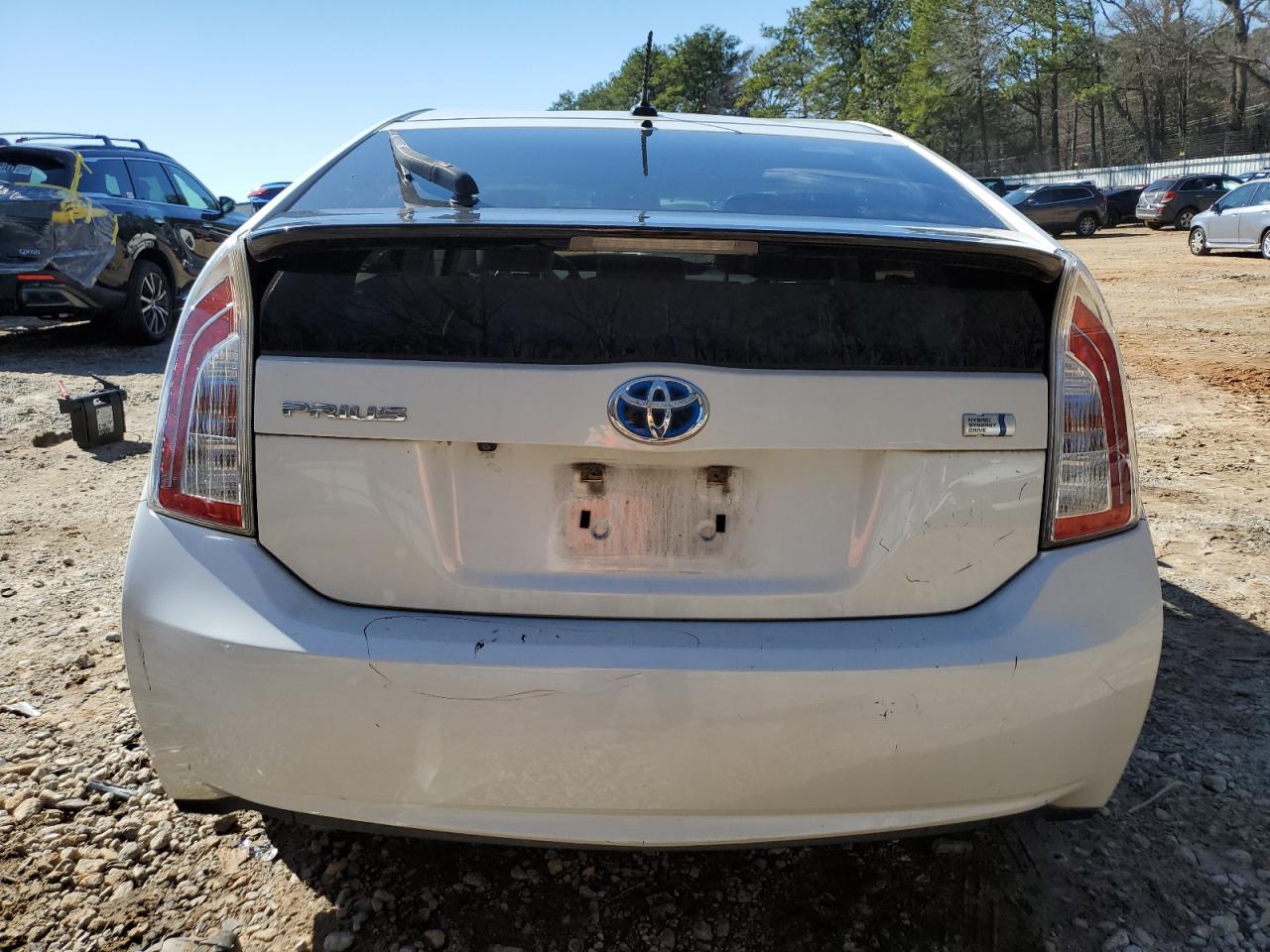 2012 Toyota Prius - Image 6