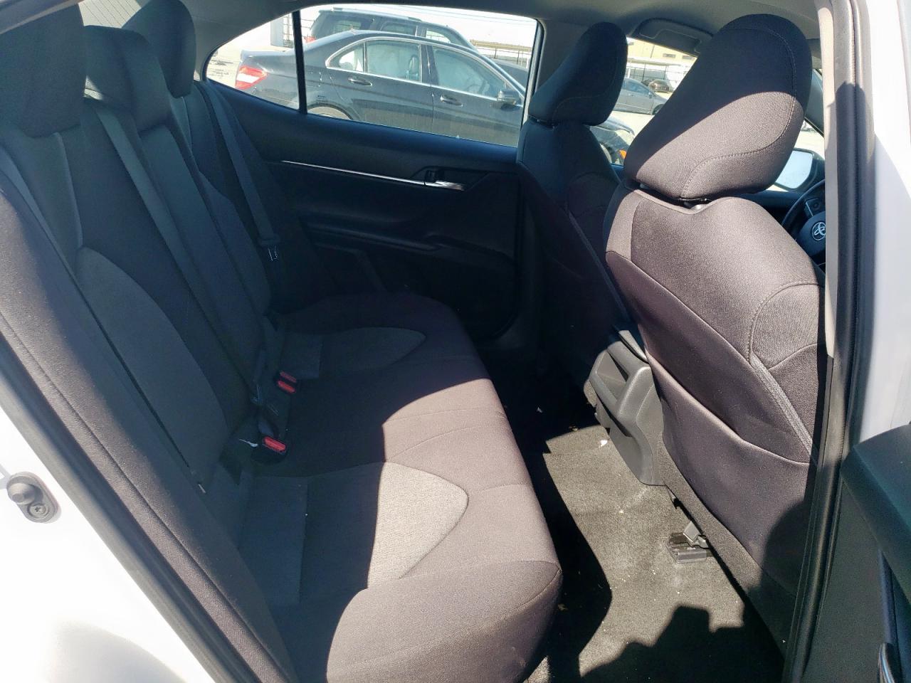 2021 Toyota Camry - Image 10