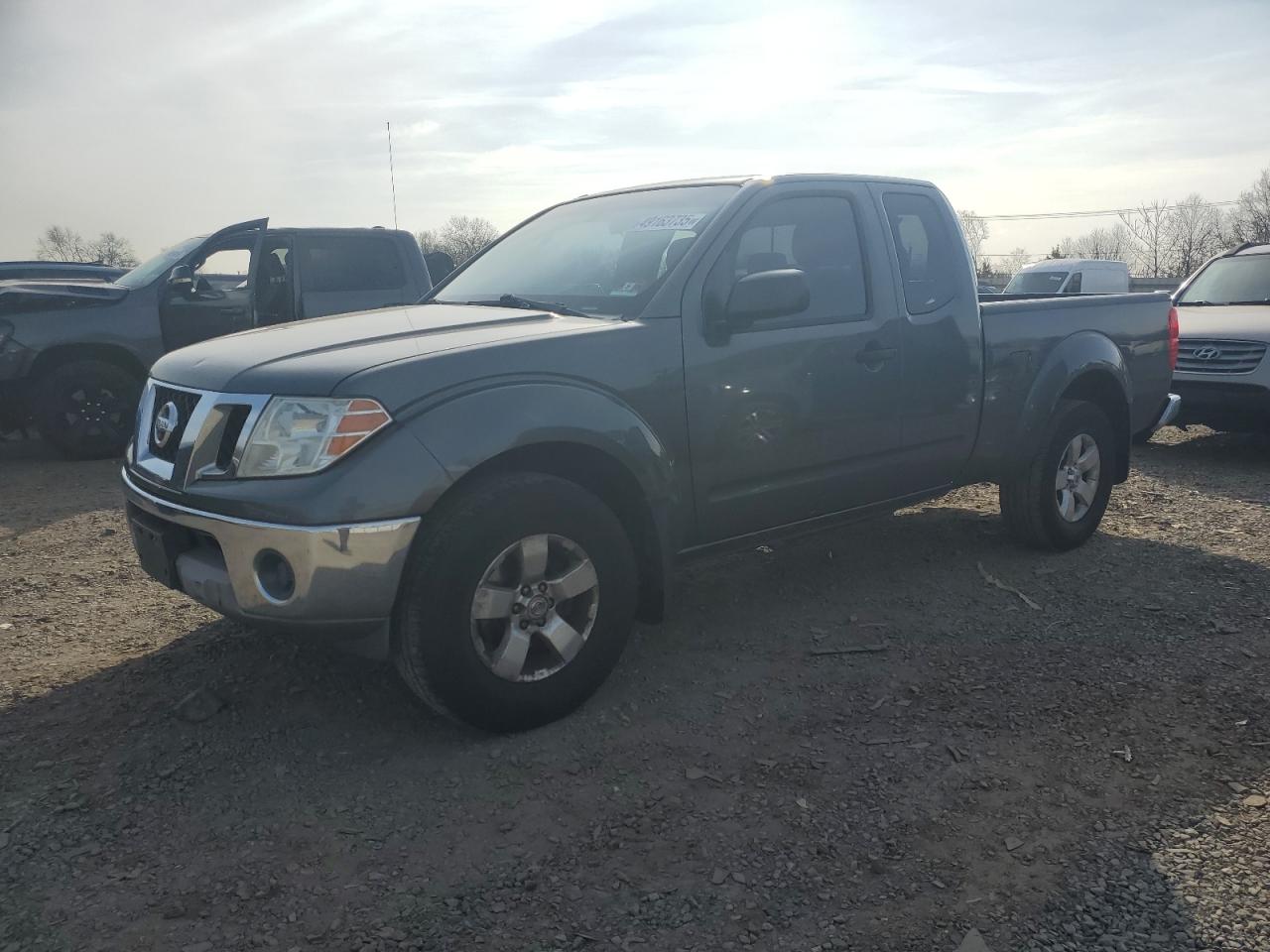 2009 Nissan Navara (Frontier) - Image 1