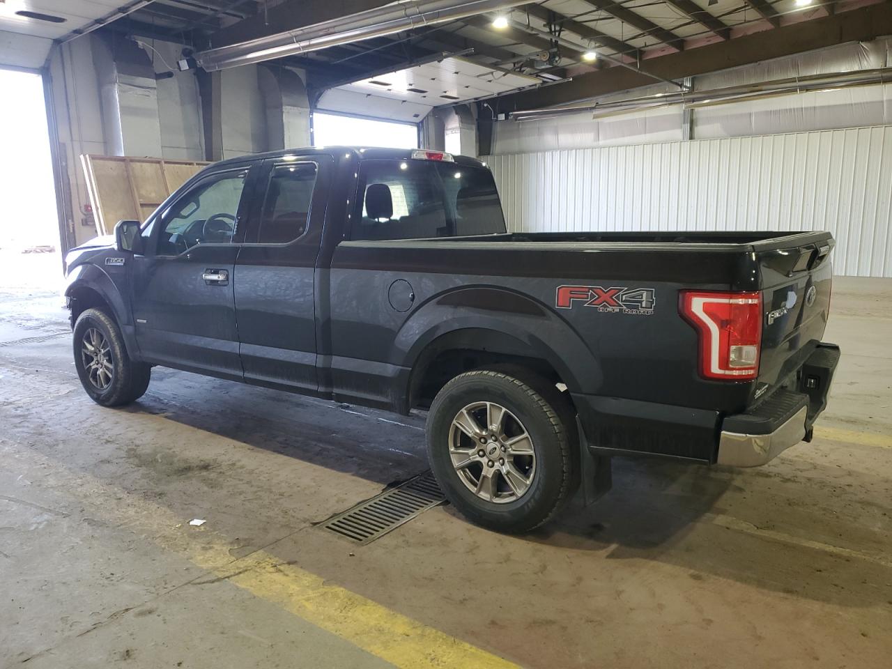 2015 Ford F-150 - Image 2
