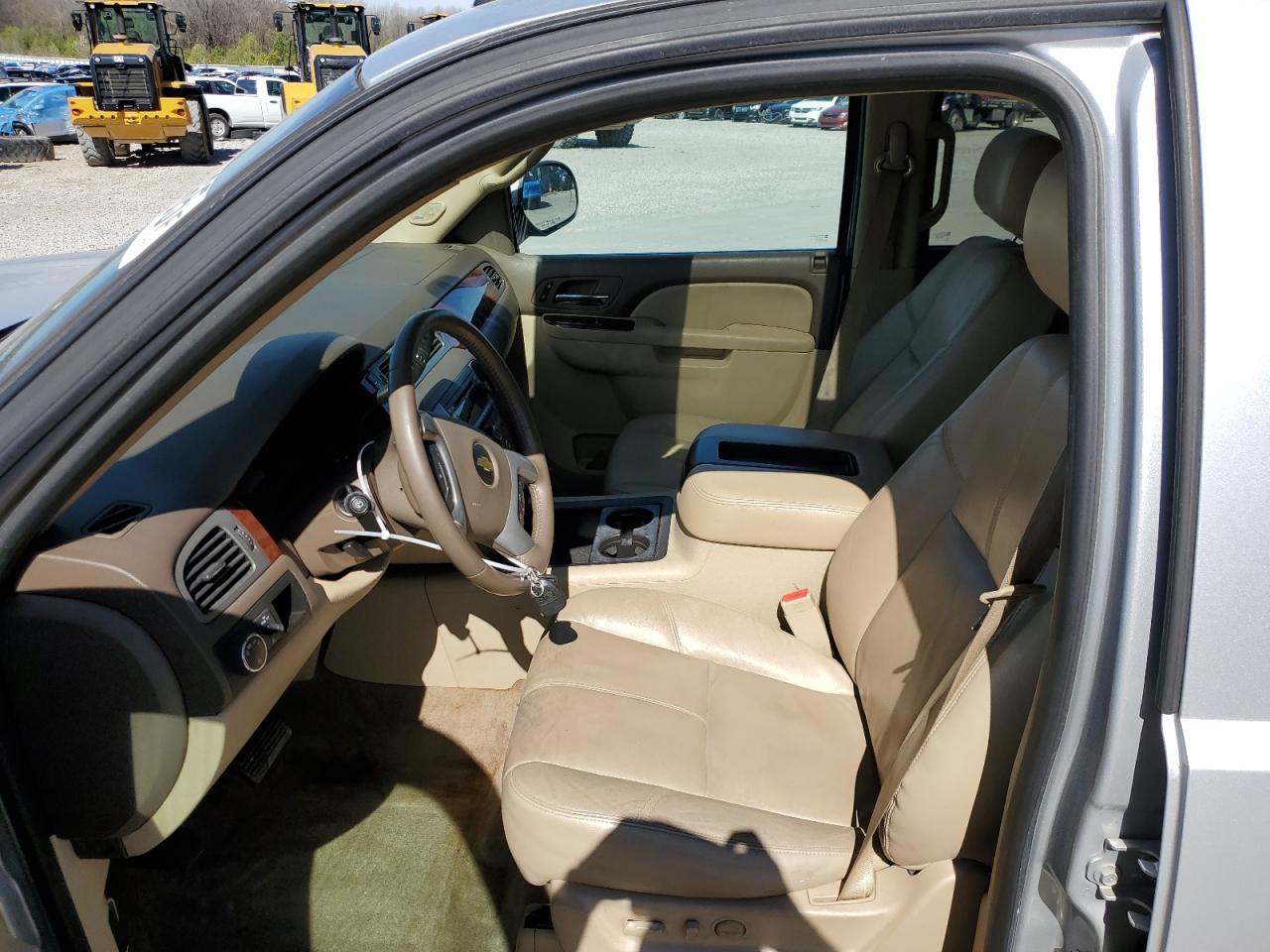 2012 Chevrolet Suburban C1500 Lt VIN: 1GNSCJE03CR193184 Lot: 49273465