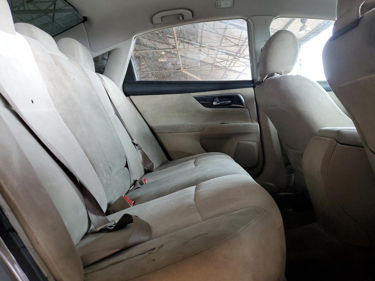 2013 Nissan Altima - Image 10