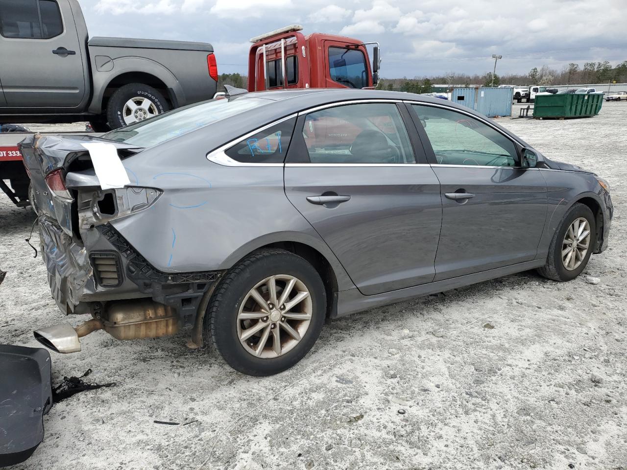 2018 Hyundai Sonata - Image 3