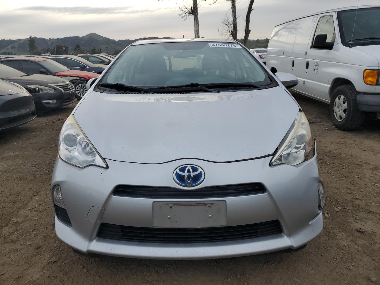 2014 Toyota Prius - Image 5