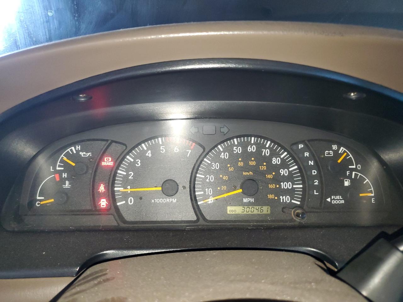 2004 Toyota Tundra - Image 9