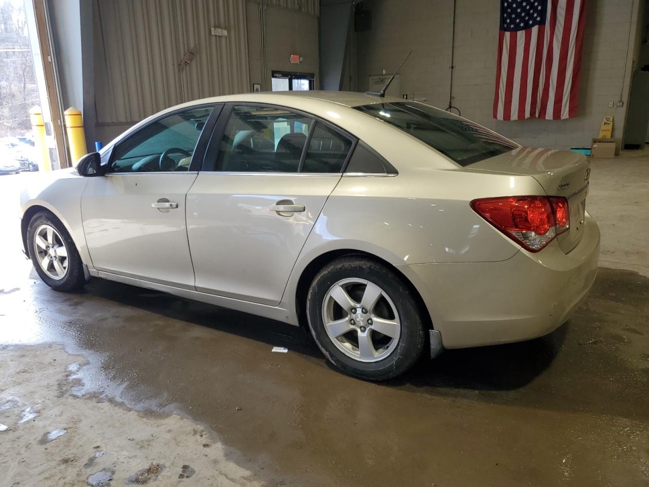 2014 Chevrolet Cruze - Image 2