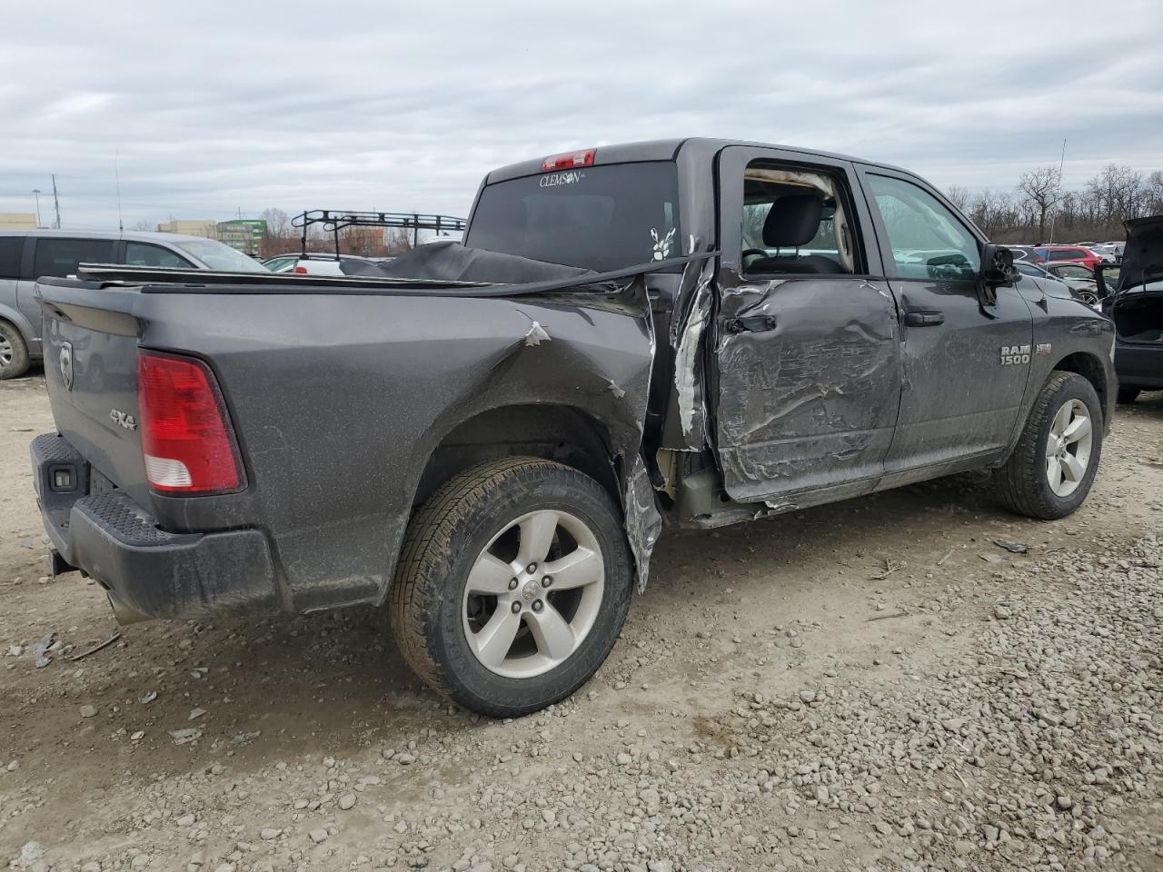 2014 RAM 1500 - Image 3