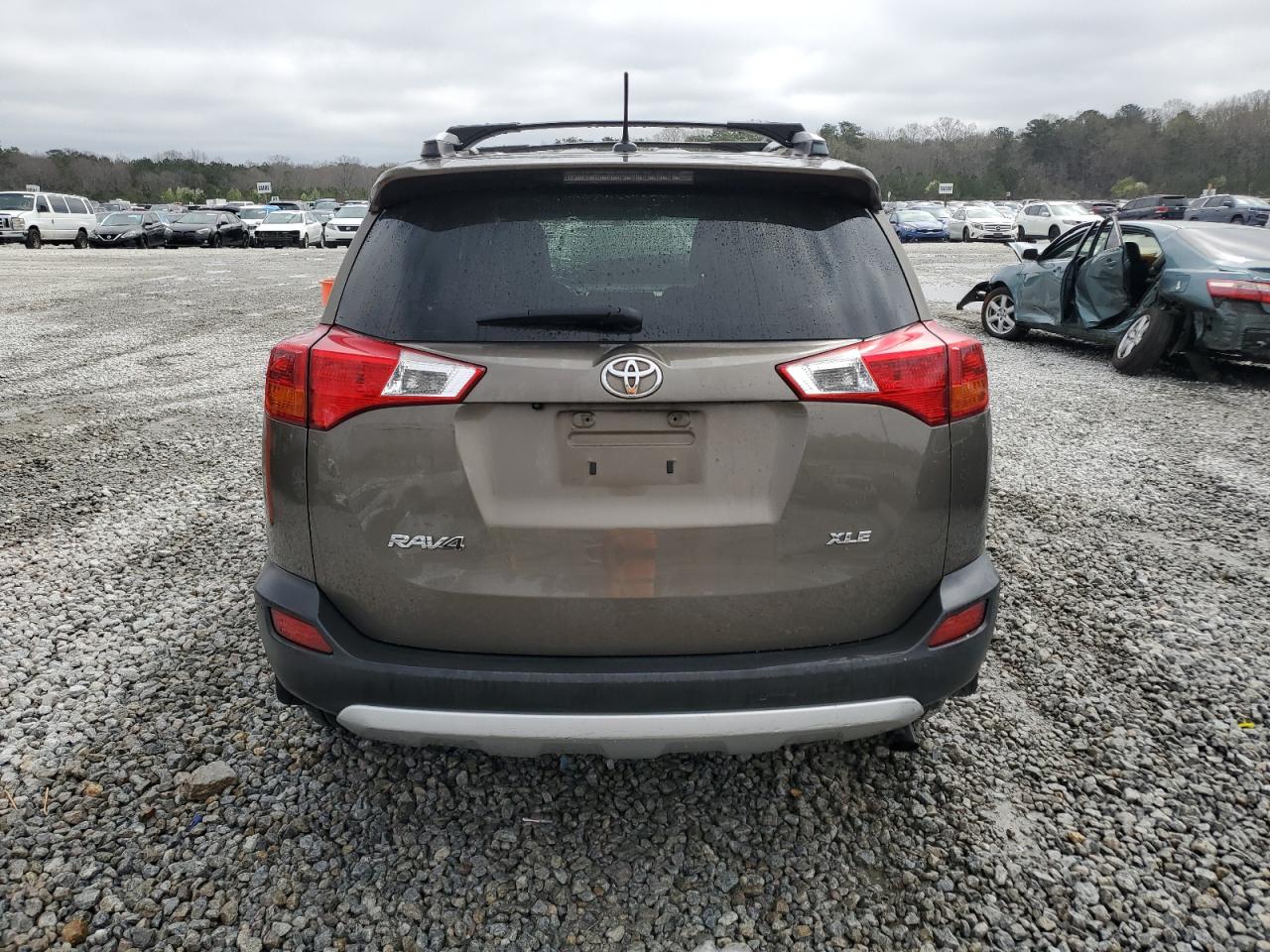 2015 Toyota RAV 4 - Image 6