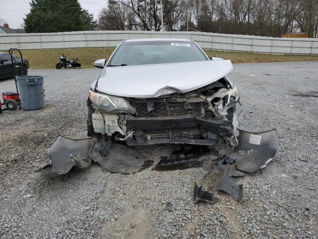  TOYOTA CAMRY 2012 Серебристый