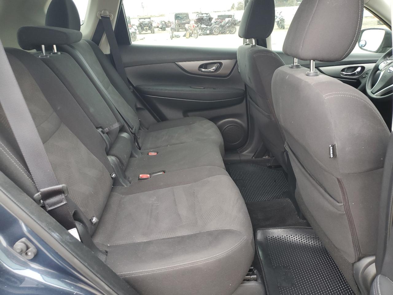 2016 Nissan Rogue - Image 11