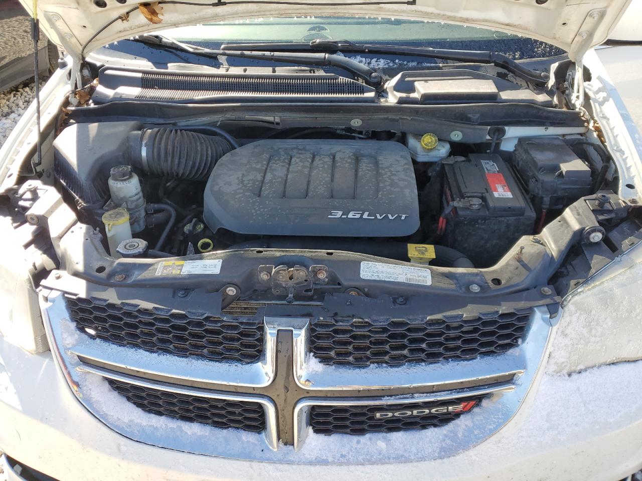 2013 Dodge Caravan - Image 12