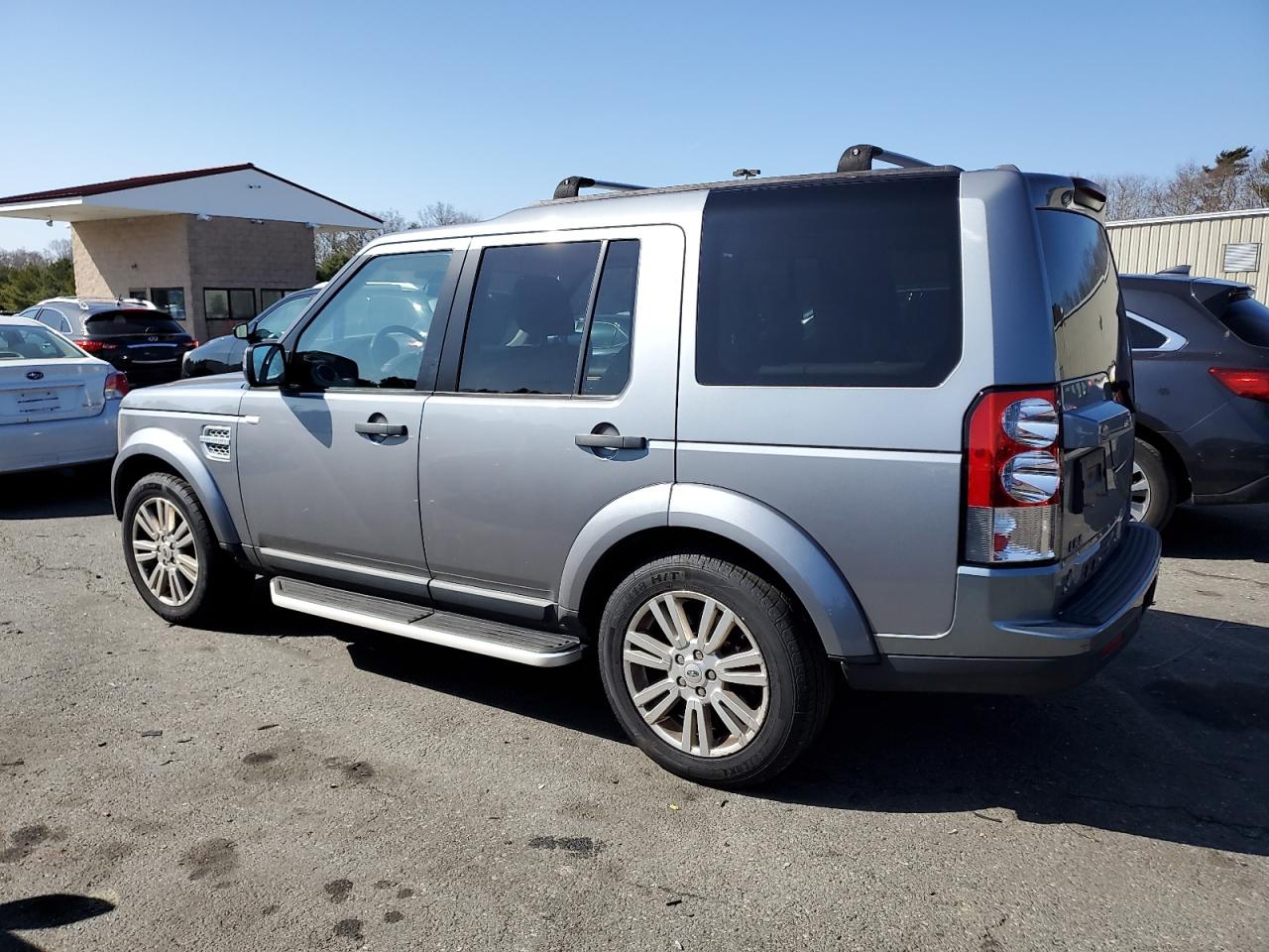 2011 Land Rover LR4 - Image 2