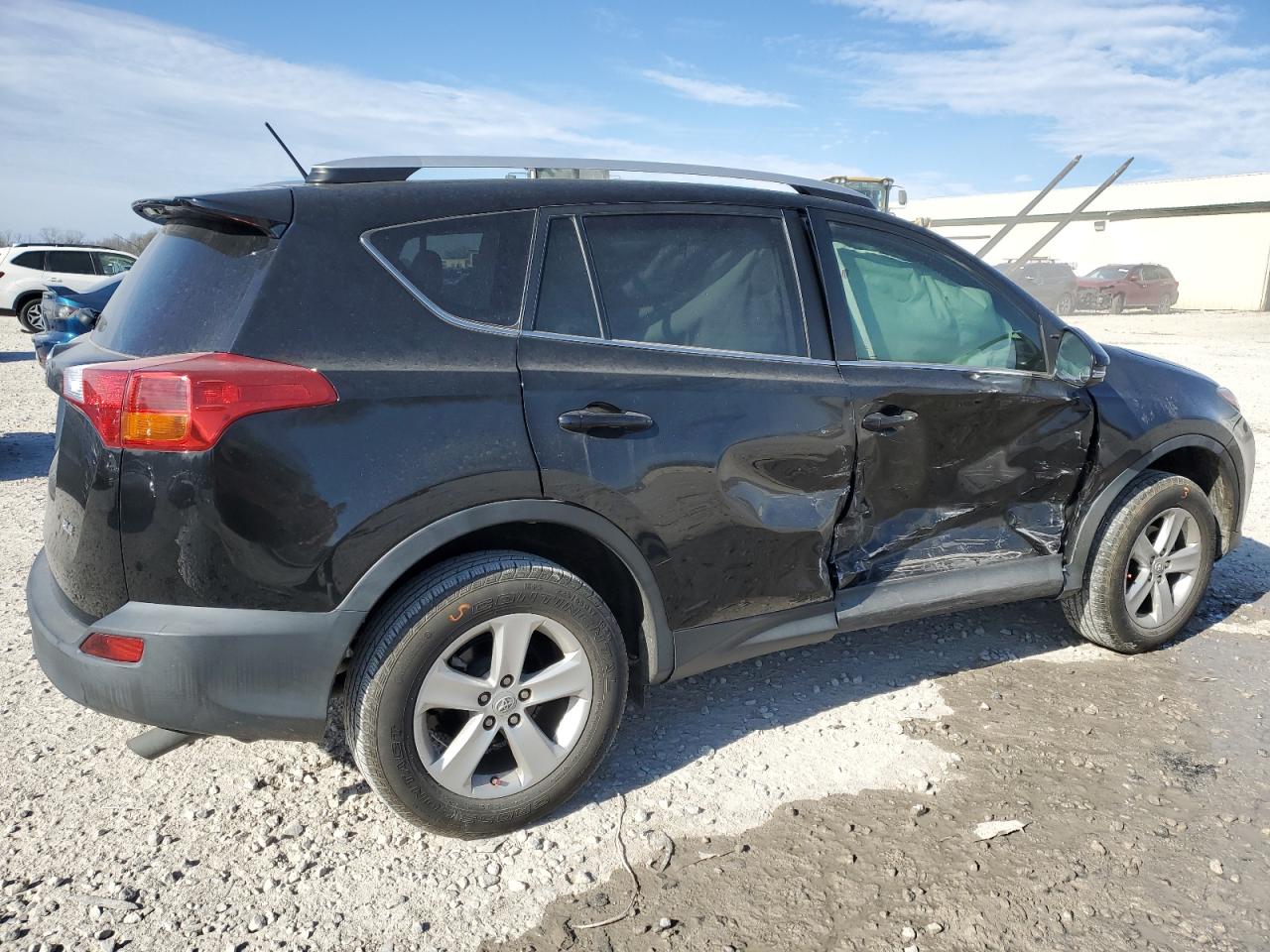 2013 Toyota RAV 4 - Image 3