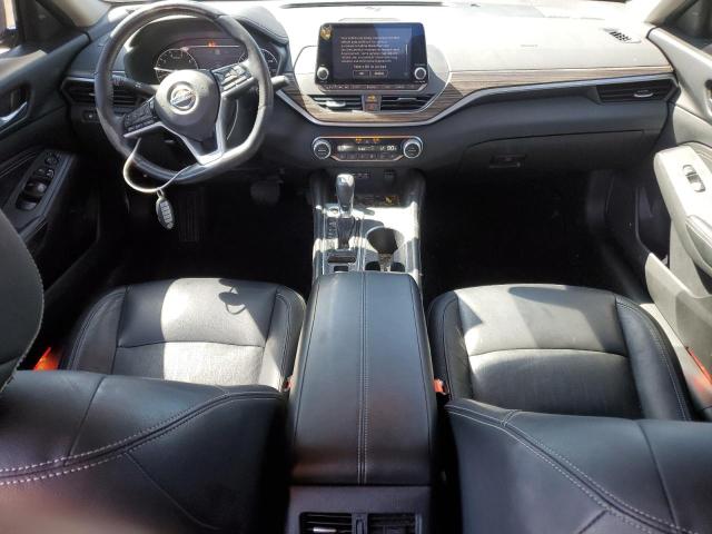  NISSAN ALTIMA 2019 Czerwony
