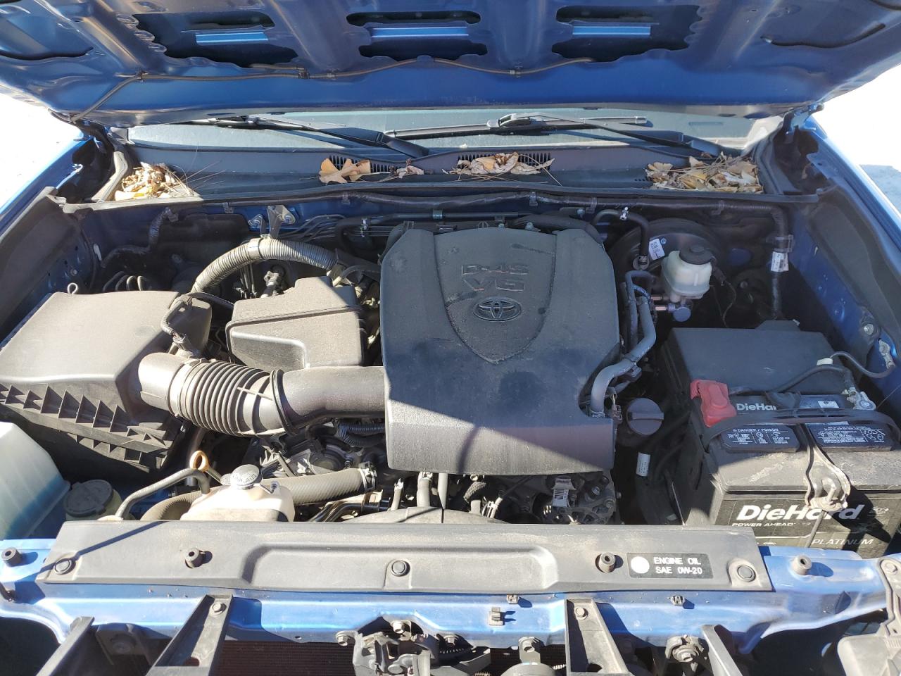 2017 Toyota Tacoma - Image 11