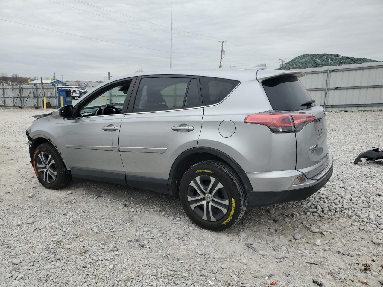 2018 Toyota RAV 4 - Image 2