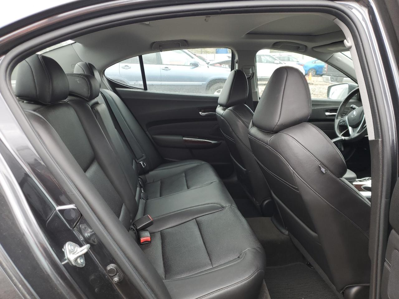 2015 Acura TLX - Image 10