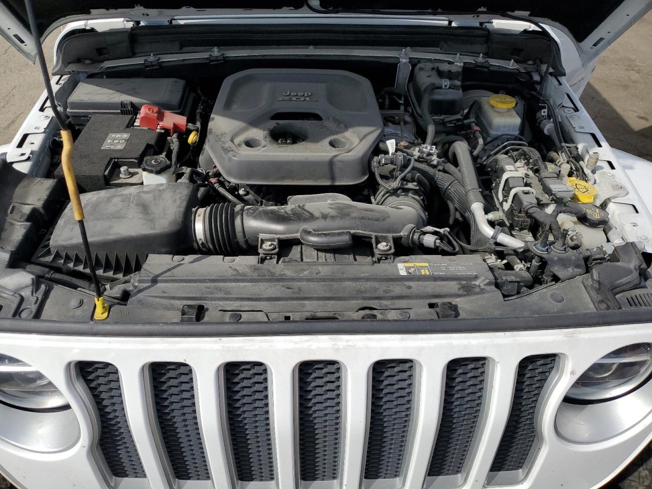 2020 Jeep Wrangler - Image 12