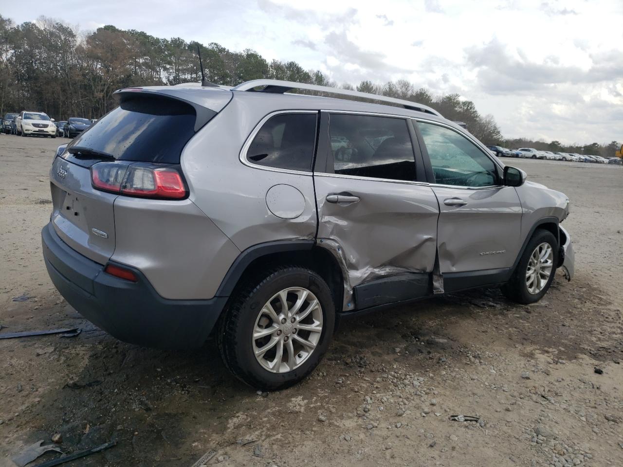 2019 Jeep Grand Cherokee - Image 3