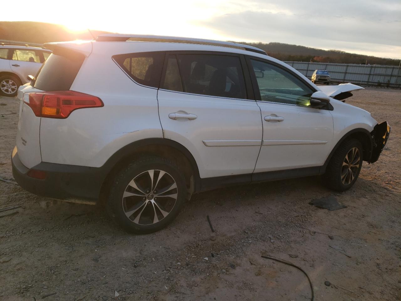 2015 Toyota RAV 4 - Image 3