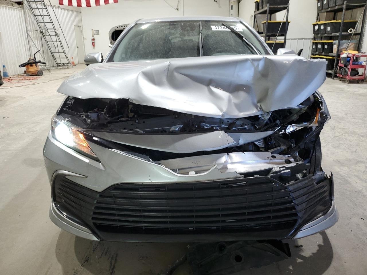 2023 Toyota Camry - Image 5