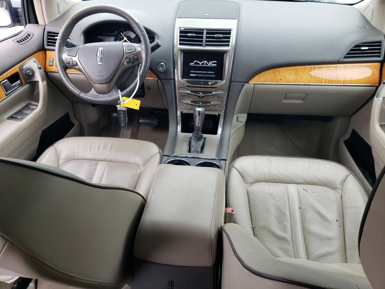 2014 Lincoln MKX - Image 8
