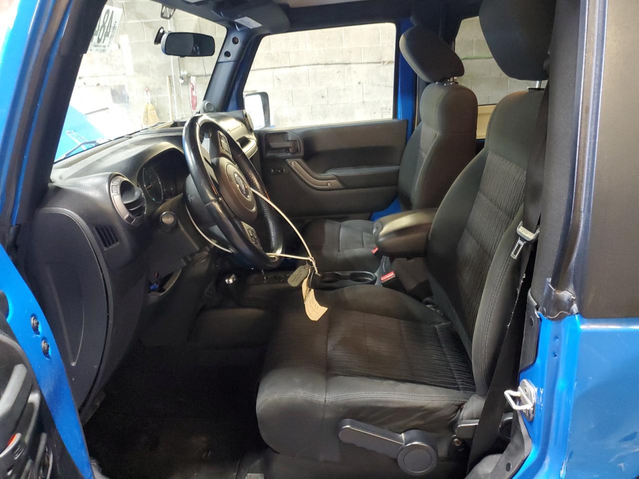 2011 Jeep Wrangler - Image 7