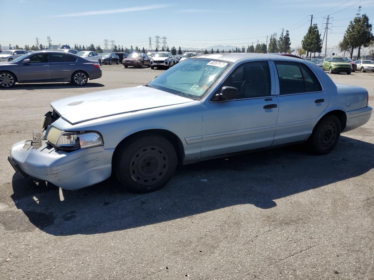 2006 Ford Crown Victoria for Sale in Rancho Cucamonga, CA - Front End