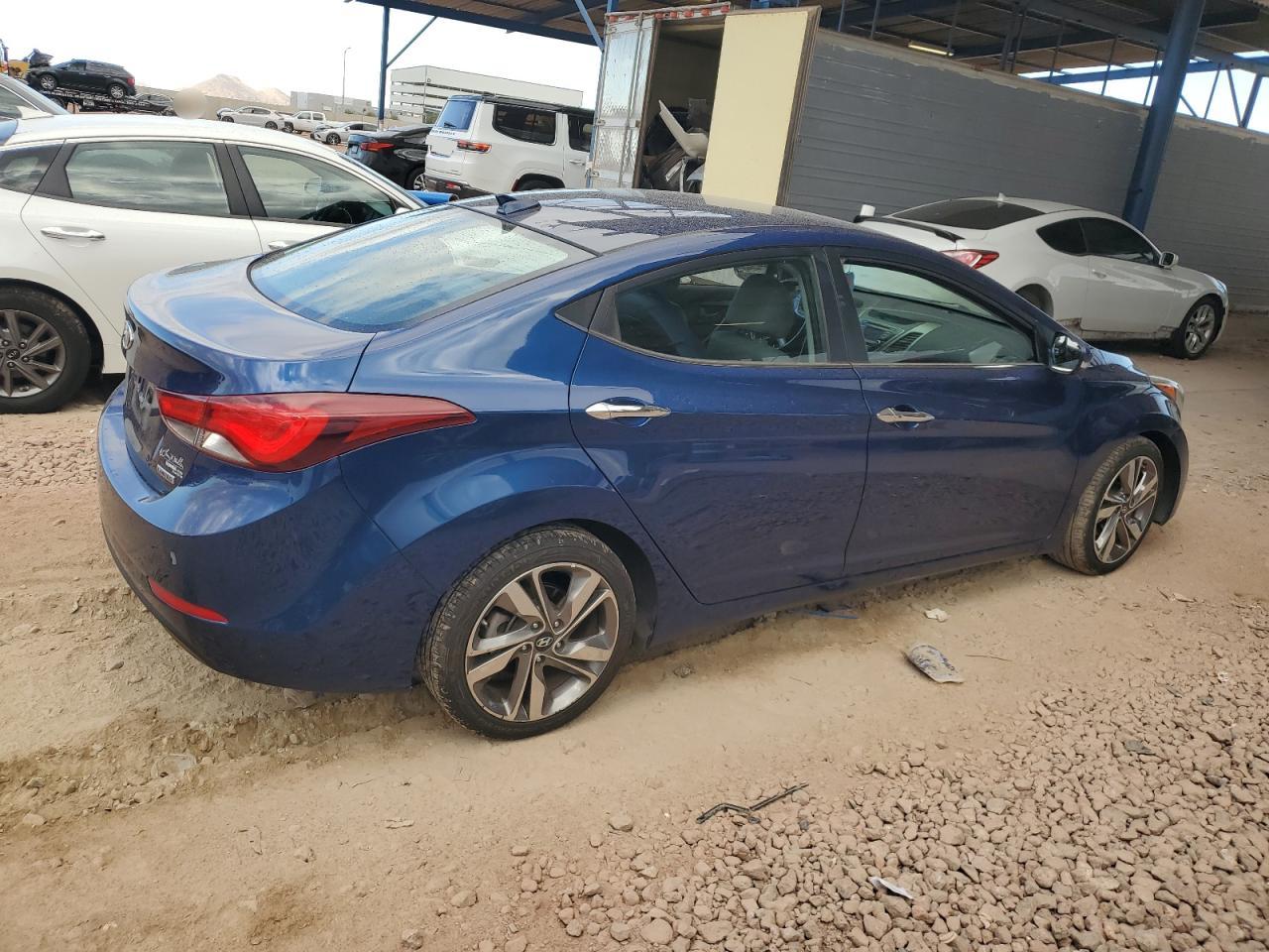 2016 Hyundai Elantra - Image 3
