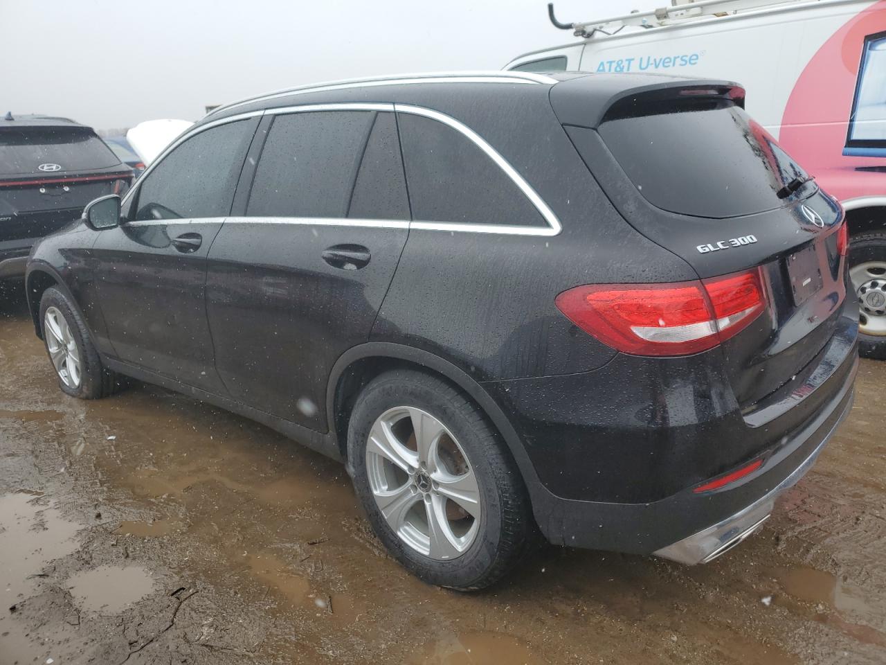 2018 Mercedes-Benz GLC - Image 2