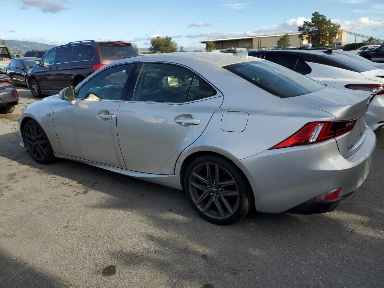 2015 Lexus IS - Image 2