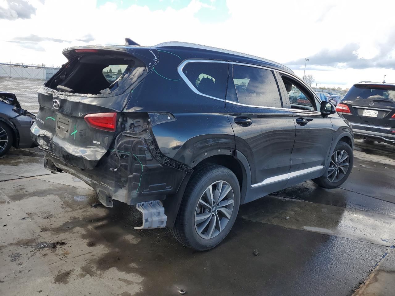 2020 Hyundai Santa Fe - Image 3