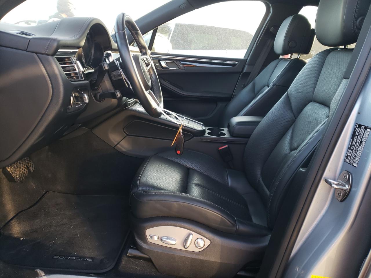 2019 Porsche Macan - Image 7