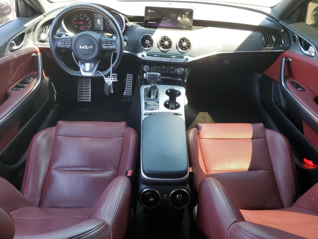 2022 Kia Stinger - Image 8