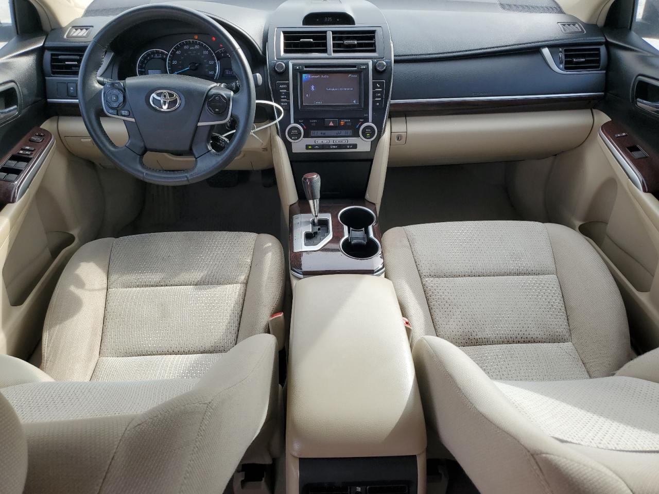 2014 Toyota Camry - Image 8