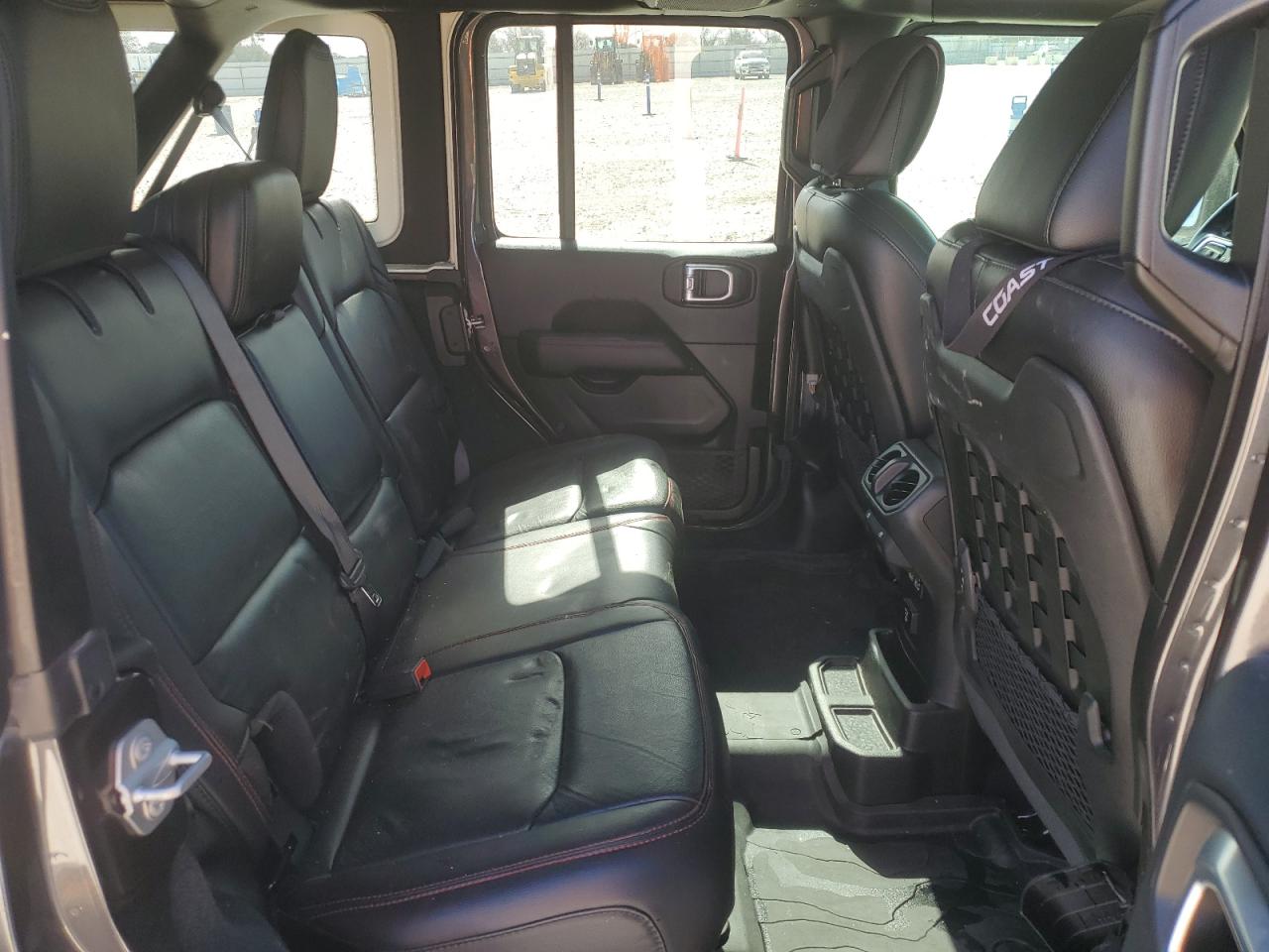 2018 Jeep Wrangler - Image 11