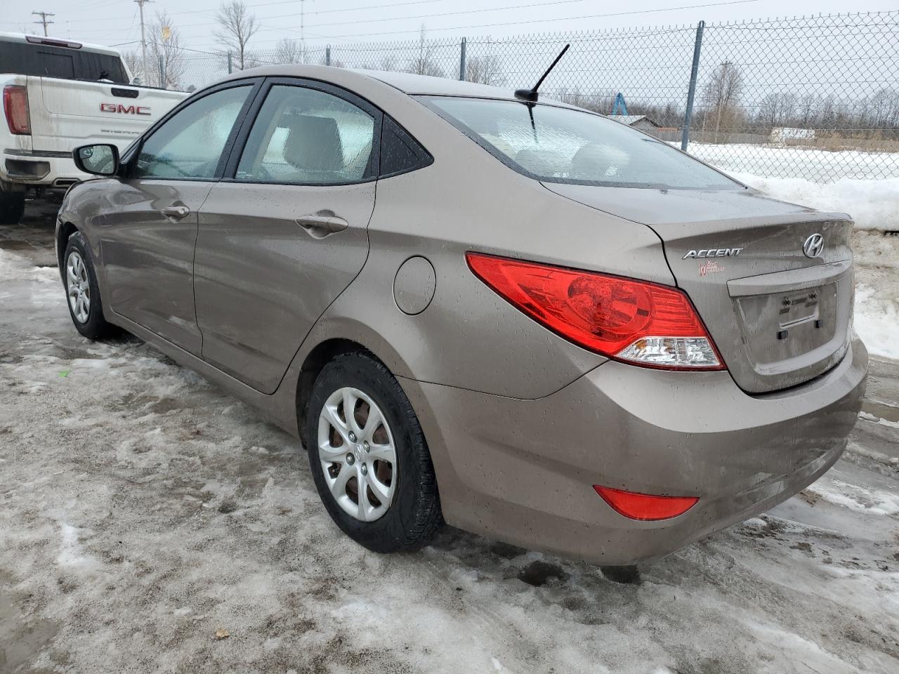 2014 Hyundai Accent - Image 2