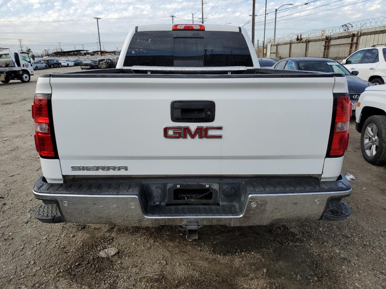 2015 GMC Sierra - Image 6