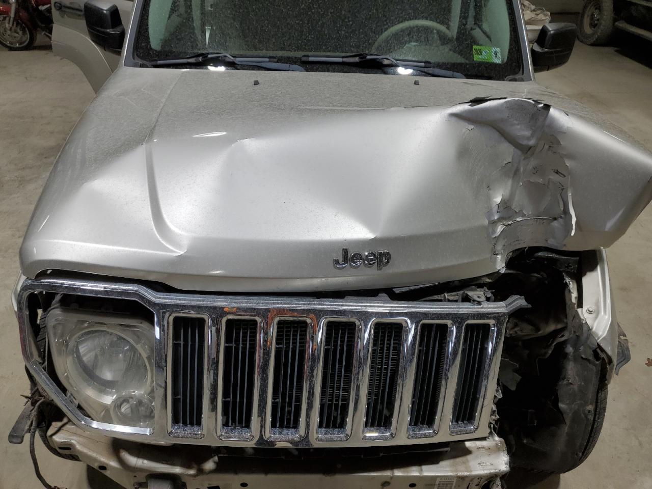 2008 Jeep Liberty (North America) - Image 14