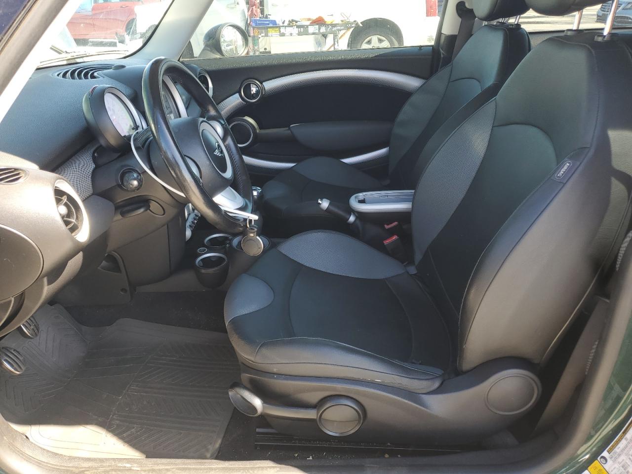 2009 MINI Cooper - Image 7
