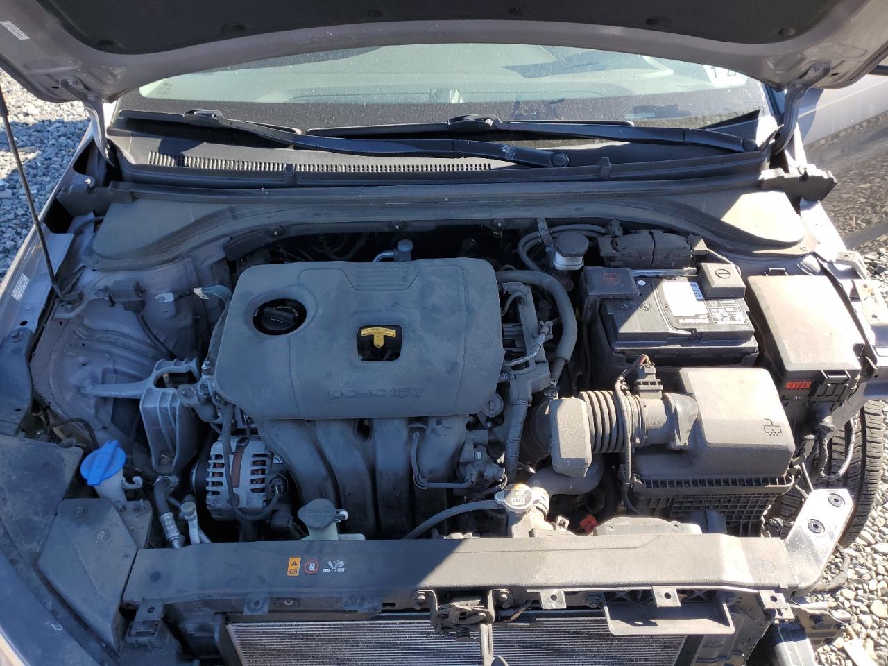 2020 Hyundai Elantra - Image 11