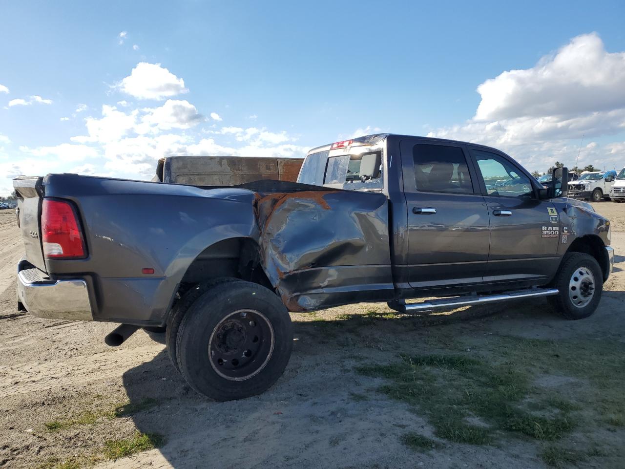 2017 RAM 3500 - Image 3