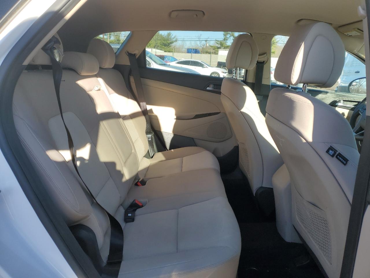 2017 Hyundai Tucson - Image 11