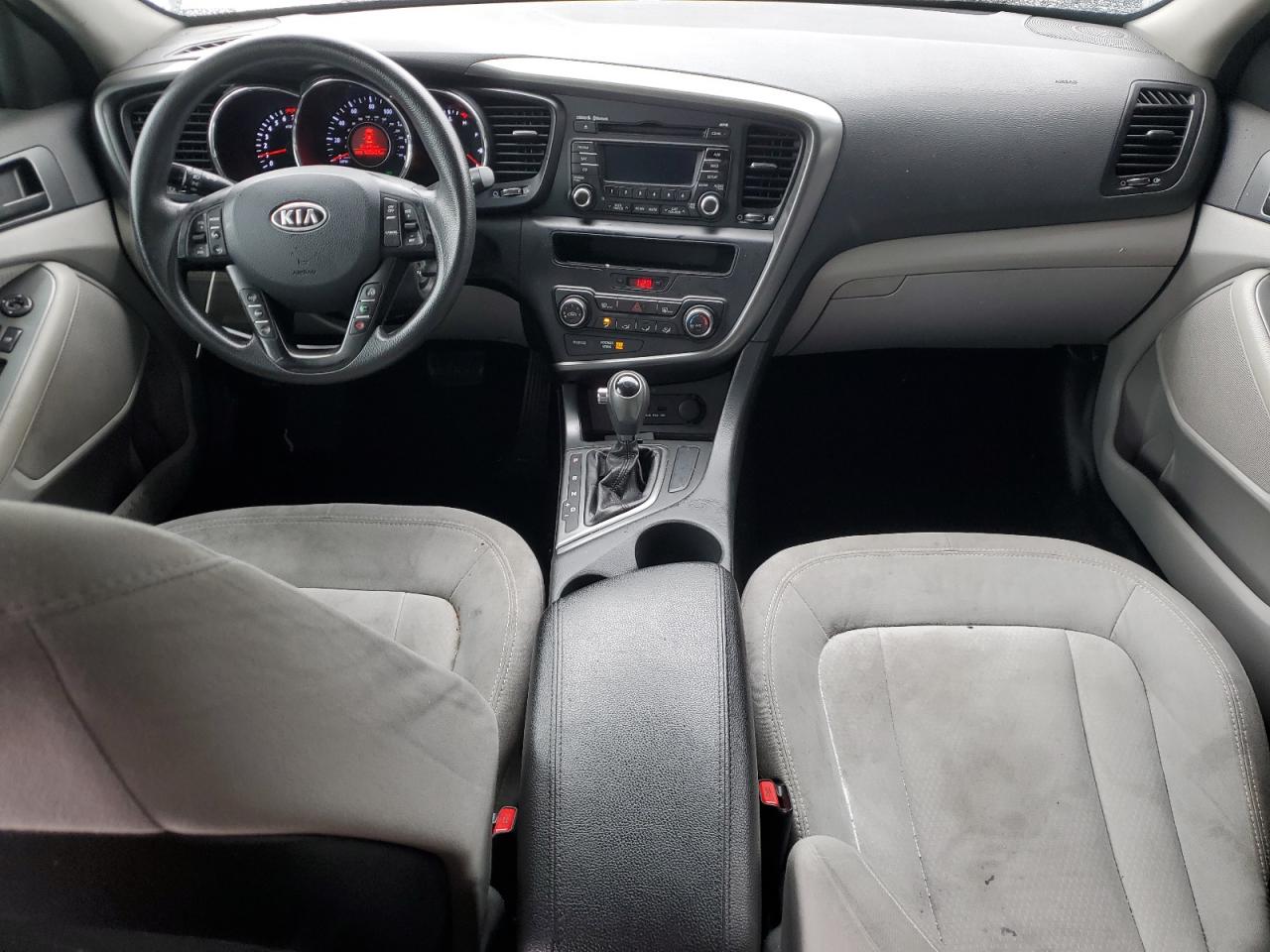 2011 Kia Optima - Image 8
