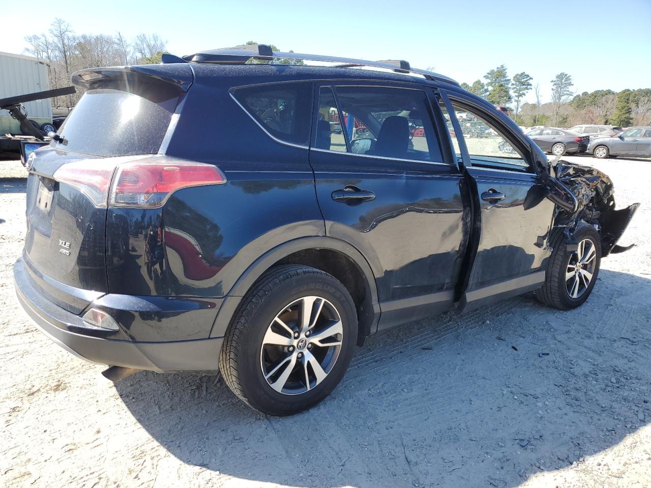 2017 Toyota RAV 4 - Image 3