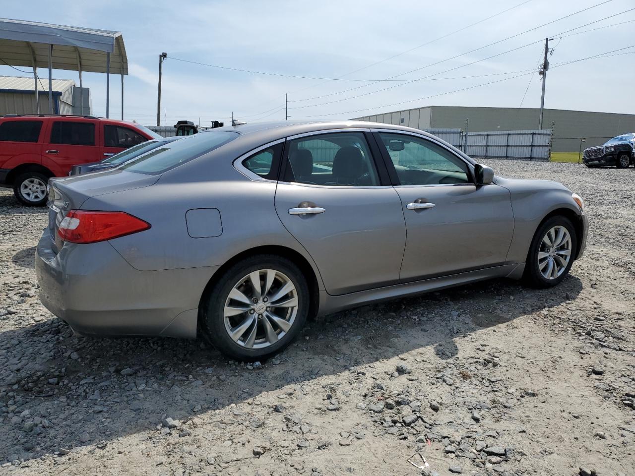 2013 Infiniti M - Image 3